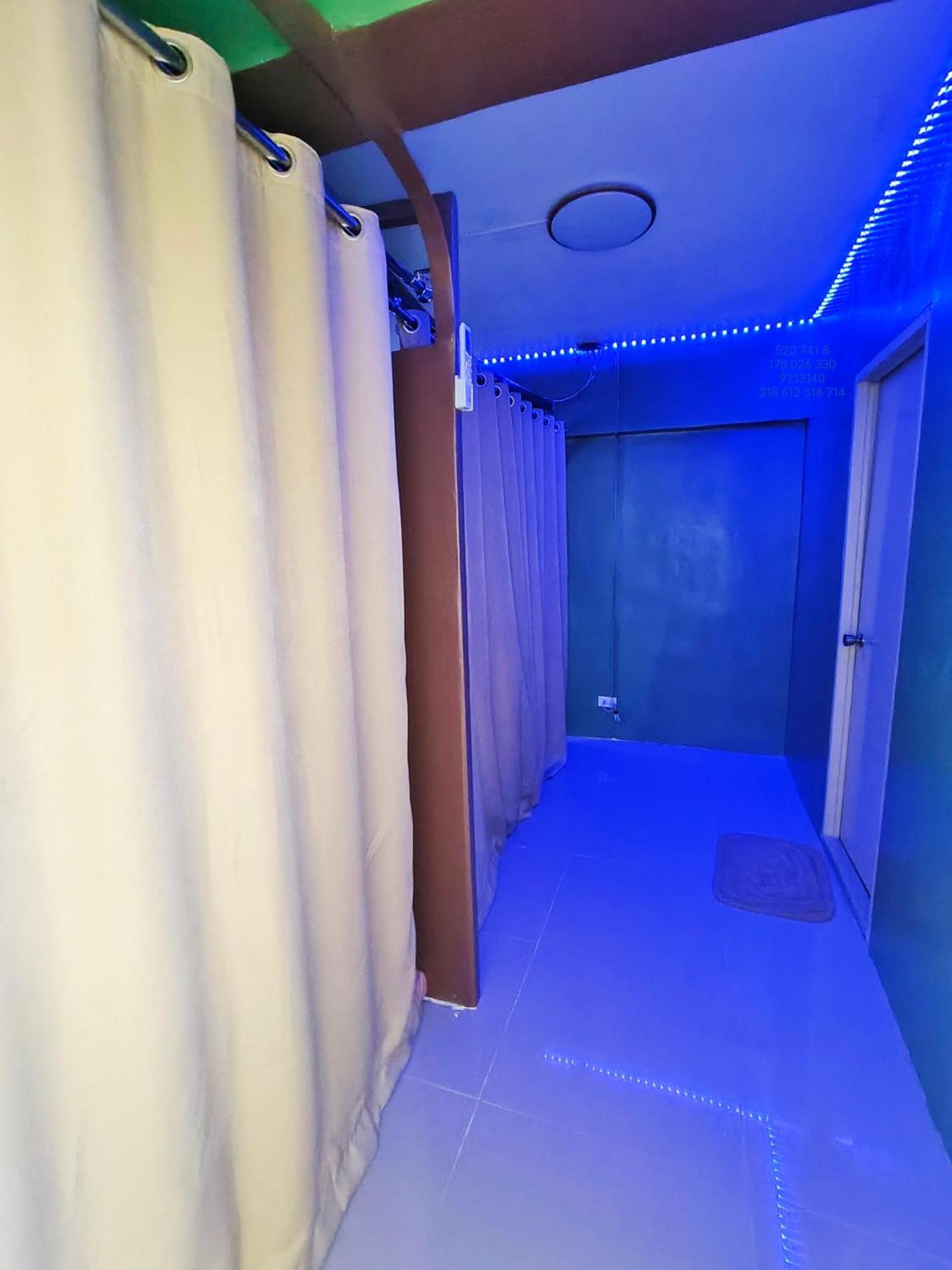Mactan Airport Hostel At Aashvi Cozy Cabin Lapu-Lapu City Bagian luar foto